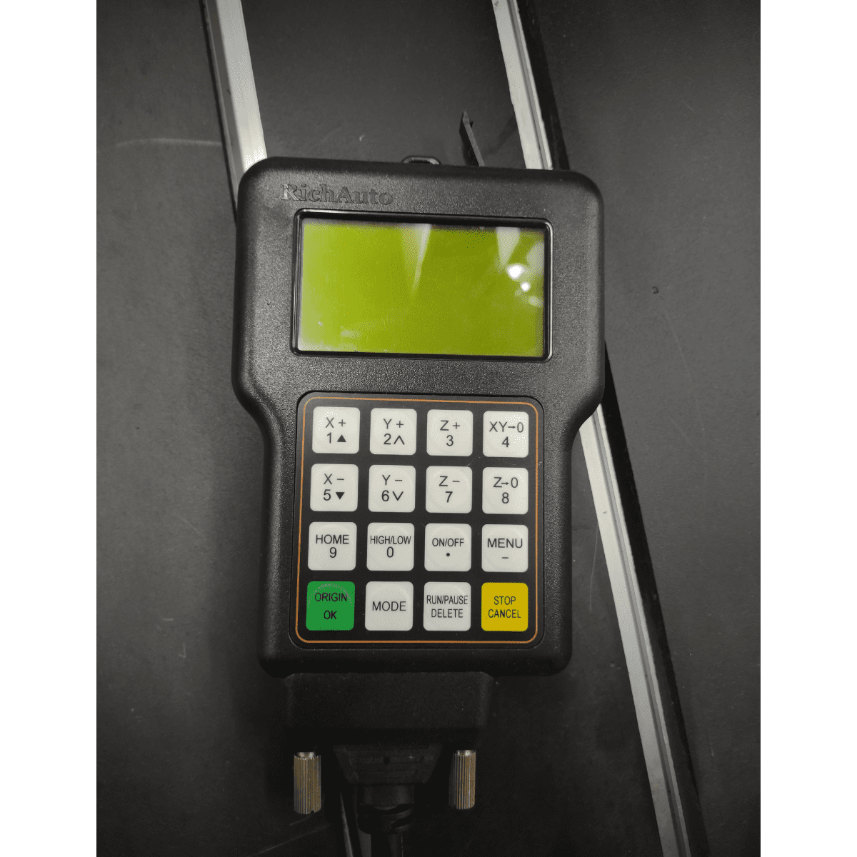 CNC Router Robooster 6090 3200w 4 eixos com Bancada - Imagem 5